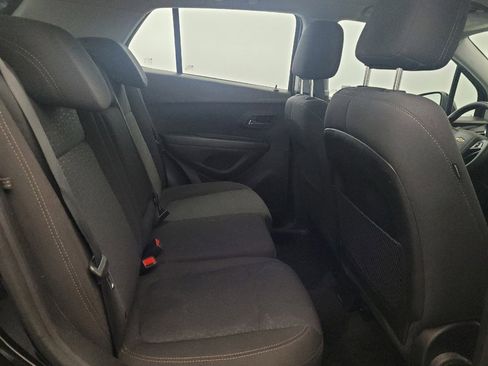Used 2019 Chevrolet Trax LS w/ LPO, Protection Package AWD/4WD image 19