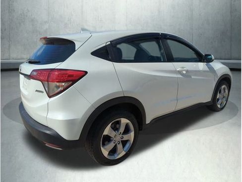 Used 2020 Honda HR-V LX image 5