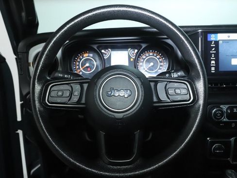 Used 2024 Jeep Wrangler Unlimited Sport AWD/4WD image 21