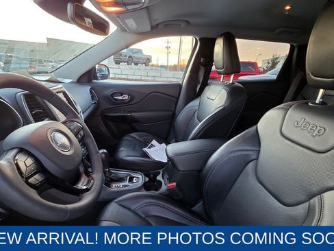 Used 2023 Jeep Cherokee Altitude Lux image 11