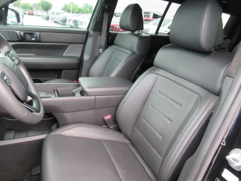 Used 2024 Hyundai Santa Fe Calligraphy FWD image 20