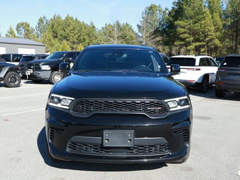Used 2024 Dodge Durango GT image 2