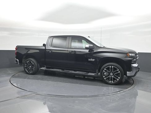 Used 2019 Chevrolet Silverado 1500 LT w/ Texas Edition RWD image 11