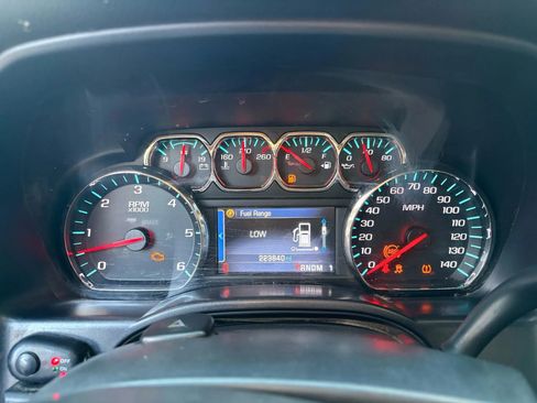 Used 2015 Chevrolet Silverado 2500 LT image 26