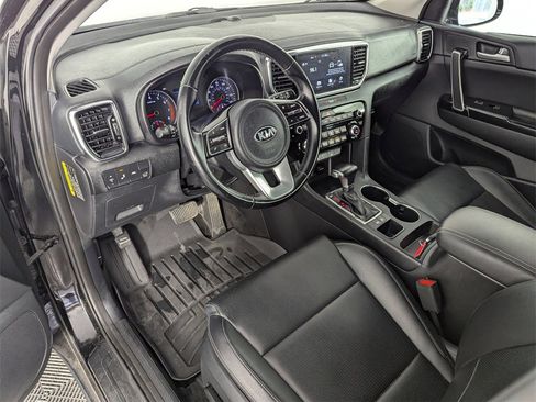 Used 2022 Kia Sportage EX image 8