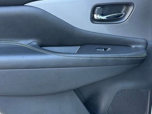 Used 2021 Nissan Murano SL w/ Cargo Package image 23