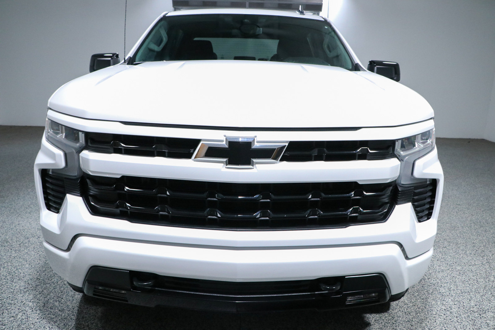 Used 2023 Chevrolet Silverado 1500 RST w/ Z71 Off-Road Package AWD/4WD image 4