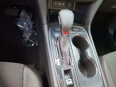 Used 2023 Chevrolet Equinox RS image 15