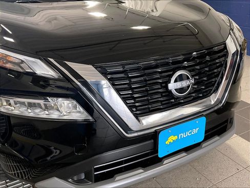 Certified 2023 Nissan Rogue SV w/ SV Premium B Package AWD/4WD image 32