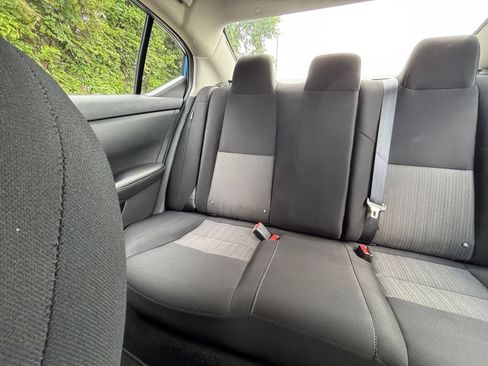 Used 2025 Nissan Sentra SV FWD image 37