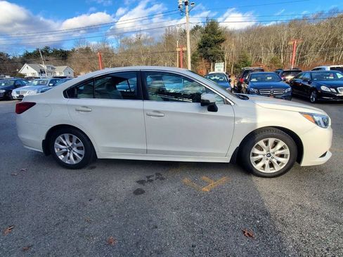Used 2017 Subaru Legacy 2.5i Premium image 4