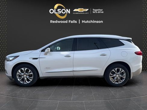 Used 2018 Buick Enclave Avenir w/ Trailering Package image 2