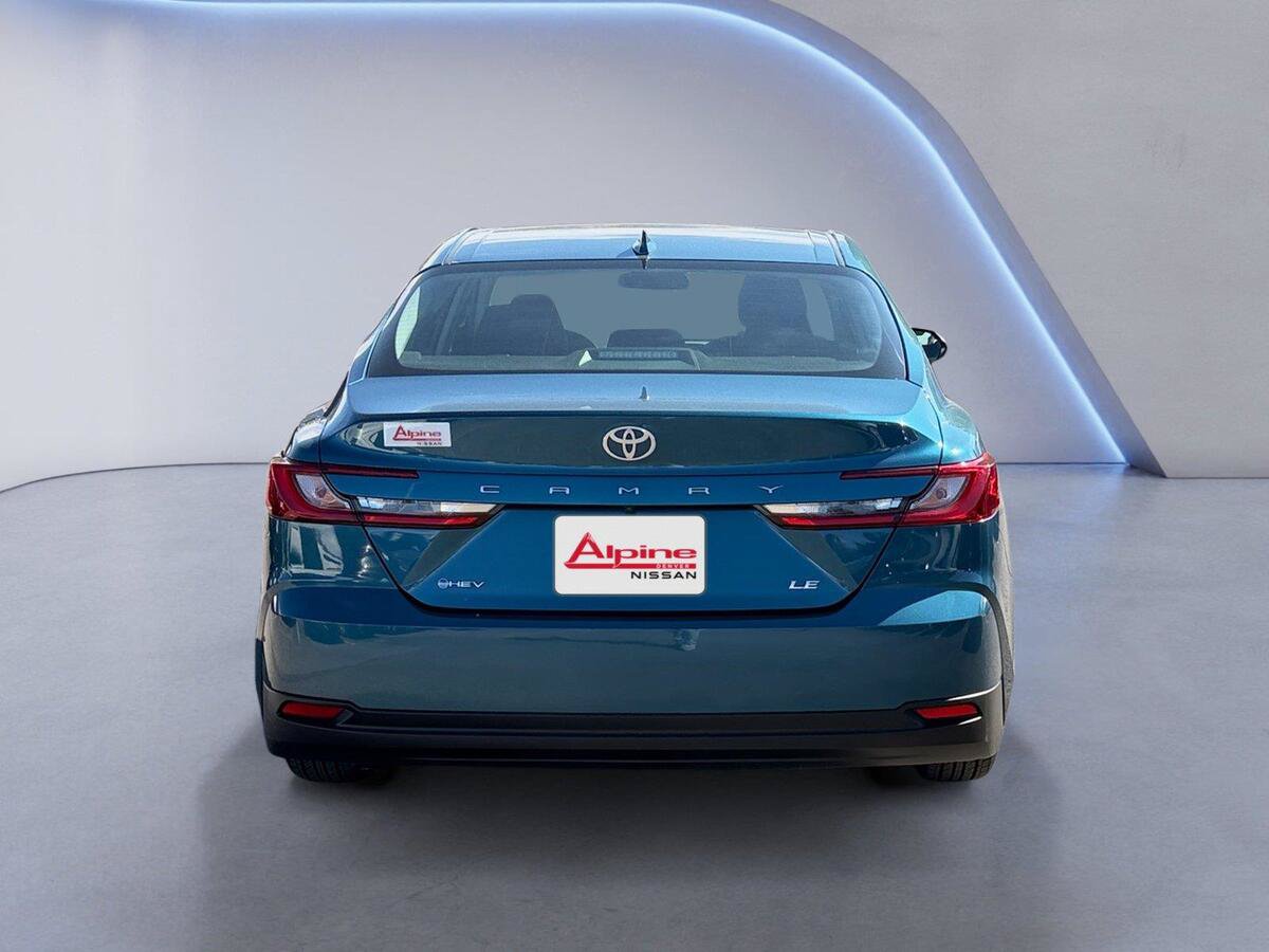 Used 2025 Toyota Camry LE FWD image 4