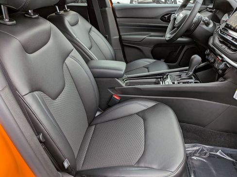 New 2026 Jeep Compass Latitude AWD/4WD image 34