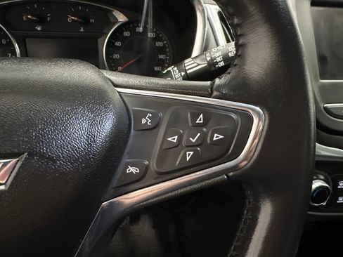 Used 2020 Chevrolet Equinox LT AWD/4WD image 24