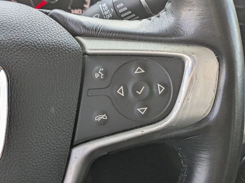 Used 2019 GMC Acadia SLE image 23