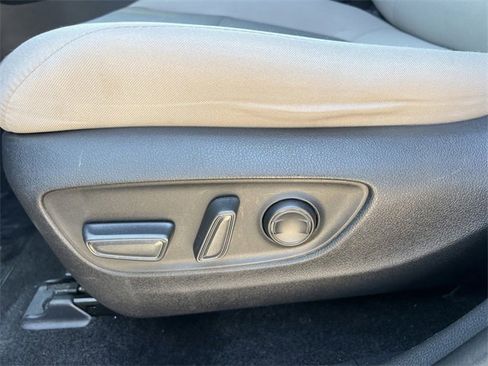 Used 2024 Toyota RAV4 XLE image 27