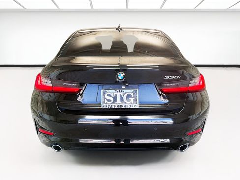Used 2020 BMW 330i Sedan w/ Premium Package RWD image 5