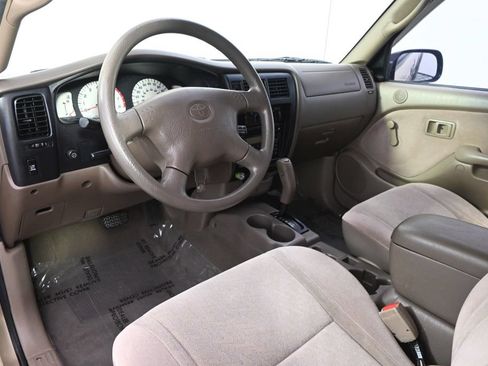 Used 2003 Toyota Tacoma PreRunner w/ SR5 Pkg RWD image 11