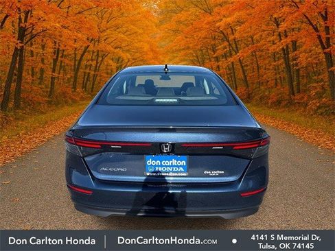 New 2025 Honda Accord SE image 4