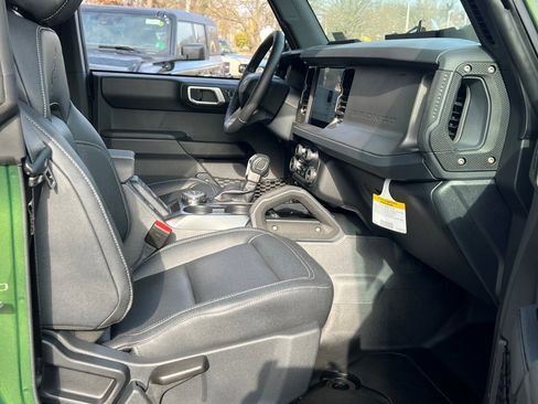 New 2025 Ford Bronco Badlands w/ Sasquatch Package image 5