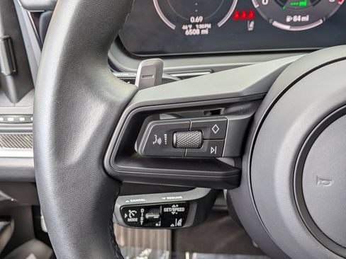 Certified 2025 Porsche Cayenne S AWD/4WD image 20