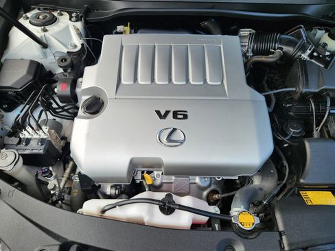 Used 2015 Lexus ES 350 w/ Luxury Package FWD image 13
