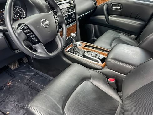 Used 2022 Nissan Armada SL w/ Captain's Chairs Package image 9