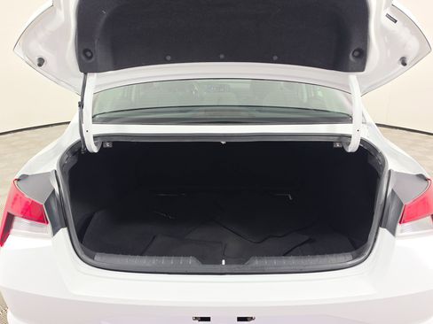 Used 2021 Hyundai Elantra SEL FWD image 11