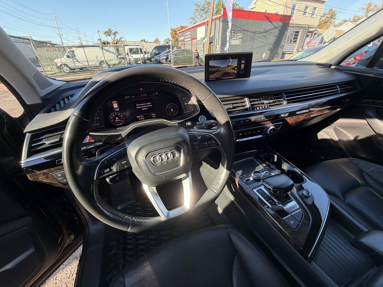 Used 2018 Audi Q7 3.0T Prestige w/ Prestige Package AWD/4WD image 37