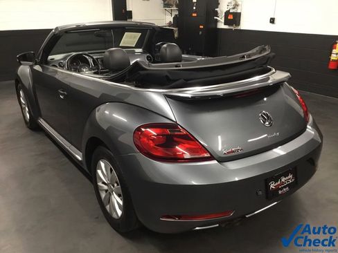 Used 2019 Volkswagen Beetle 2.0T S image 7