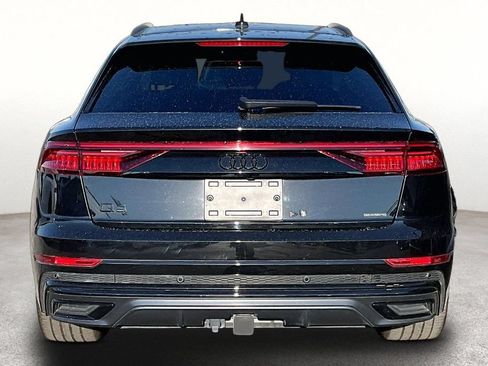 Used 2023 Audi Q8 Prestige w/ Prestige Package AWD/4WD image 5