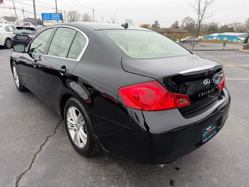Used 2015 INFINITI Q40 w/ Navigation Package image 5