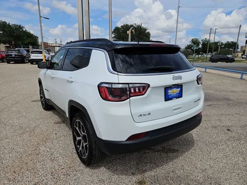 Used 2025 Jeep Compass Limited AWD/4WD image 6