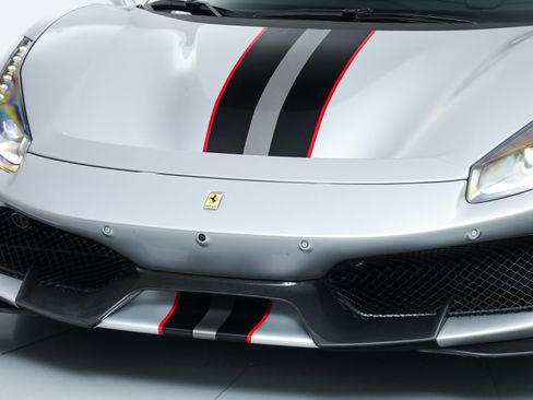 Certified 2019 Ferrari 488 Pista Coupe image 14