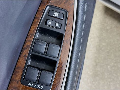 Used 2010 Lexus ES 350 image 18