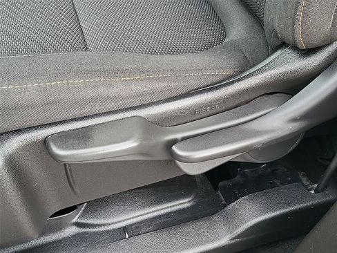 Certified 2021 Chevrolet Traverse LS FWD image 37