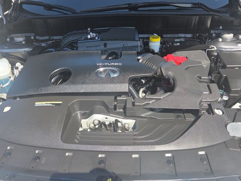 Used 2023 INFINITI QX50 Luxe AWD/4WD image 19