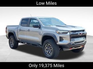 Used 2025 Chevrolet Colorado ZR2 w/ Technology Package AWD/4WD video 2