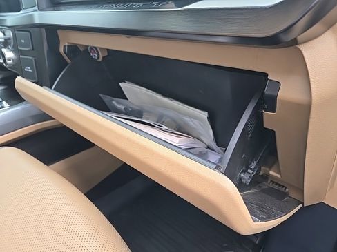 Used 2023 Ford F250 Lariat image 92