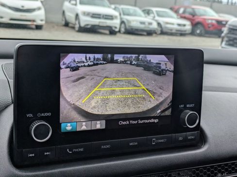 Used 2024 Honda HR-V LX image 18