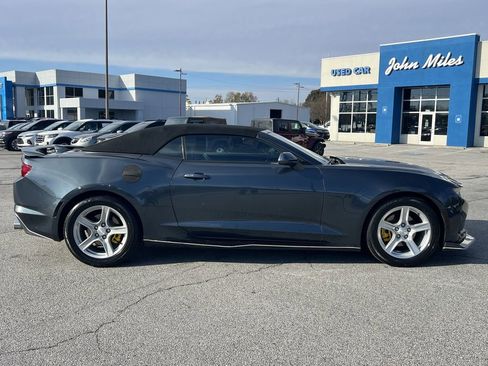 Used 2020 Chevrolet Camaro LT image 25