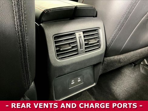 Certified 2025 Nissan Rogue SV AWD/4WD image 10