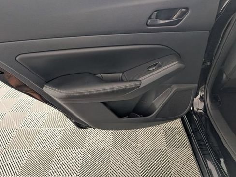 Used 2025 Nissan Altima 2.5 SV FWD image 26