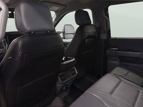 Certified 2022 Ford F150 Lariat AWD/4WD image 13