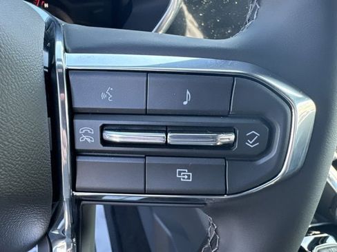 New 2026 GMC Canyon Elevation w/ Convenience Package image 19