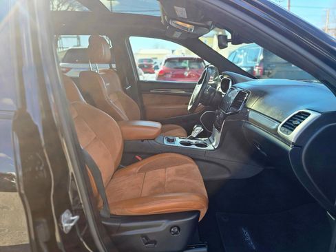 Used 2021 Jeep Grand Cherokee SRT w/ Trailer Tow Group IV image 18