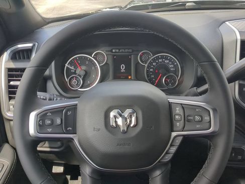 New 2026 RAM 3500 Big Horn AWD/4WD image 31
