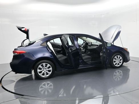 Used 2022 Toyota Corolla LE image 55