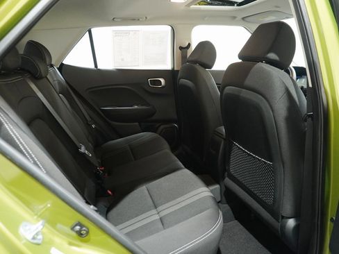 Certified 2023 Hyundai Venue SEL image 14